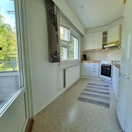 In Quiet Area Near Maxinge Apartment *